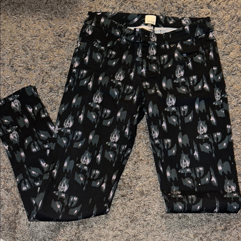 Patterned Ecru Black and Blue/Green and White Pants